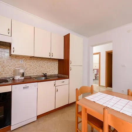 Petra Apartment
