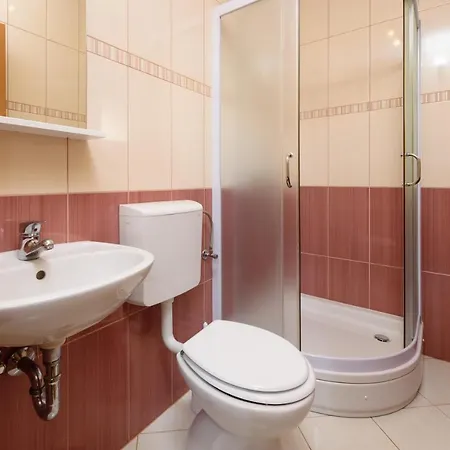 Petra Apartment *