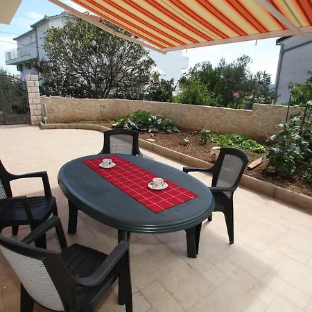 Apartment Petra